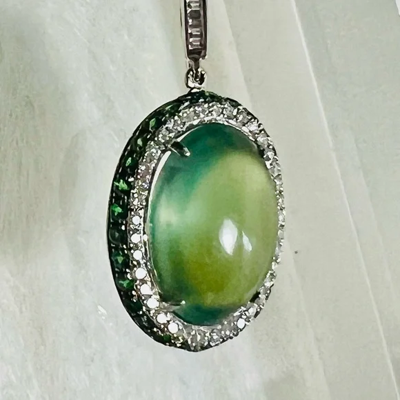Vintage 18K white gold, Prehnite & Diamond.🤍💚 - Picture 13 of 16